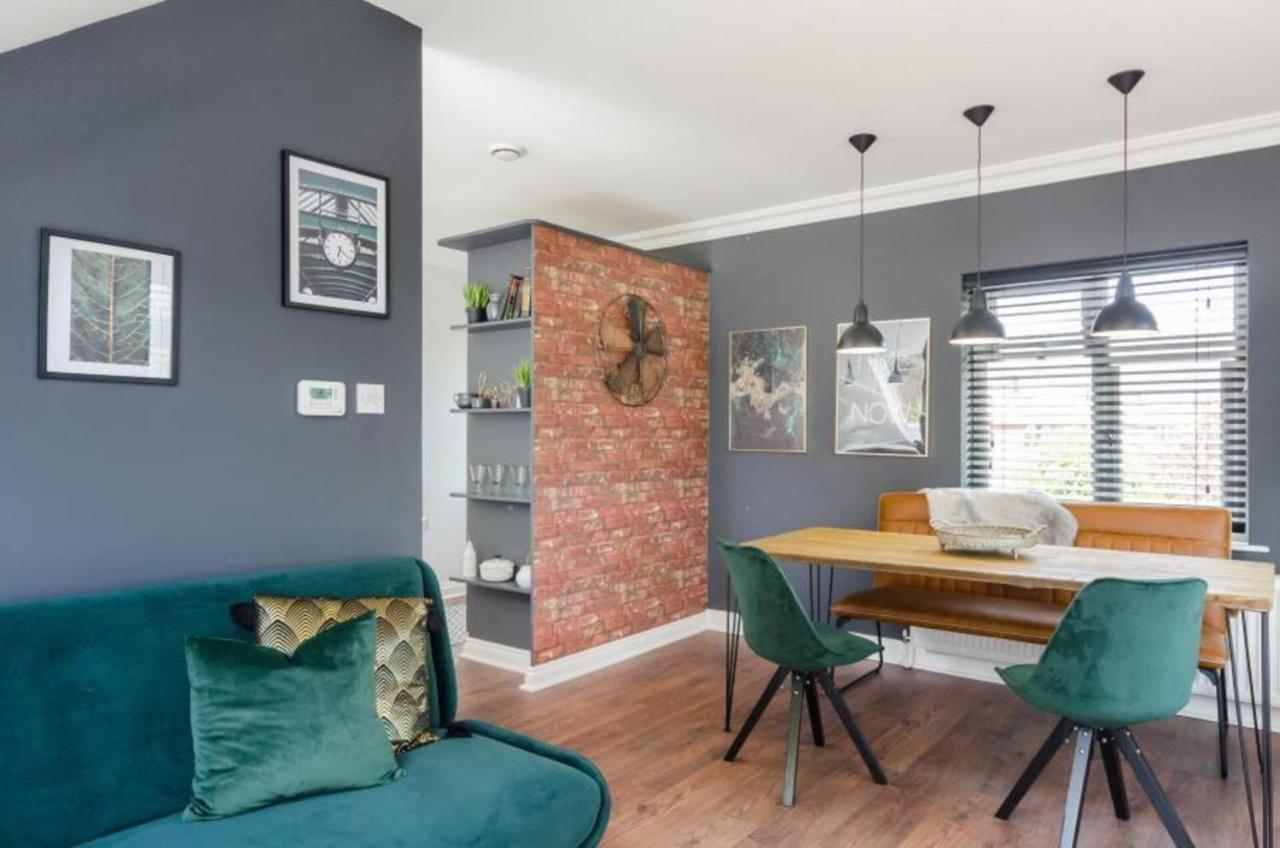 Time Is Now! Beautiful Apartment In York Exterior foto